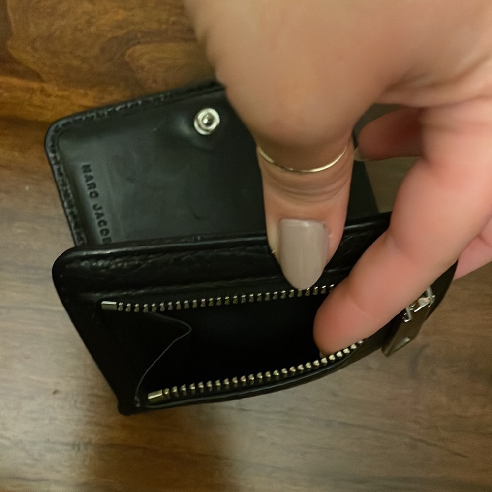 Marc Jacobs Bi-Fold Wallet (Black) - image 5